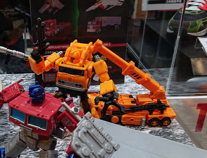 Winter Wonderfest 2020   Transformers Earthrise On Display 08 (8 of 12)